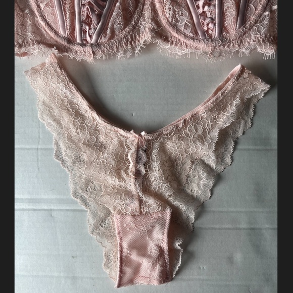 Victoria Secret Dream Angels Push Up Without Padding Lace Bra Pink 34B Set XS - Picture 2 of 11